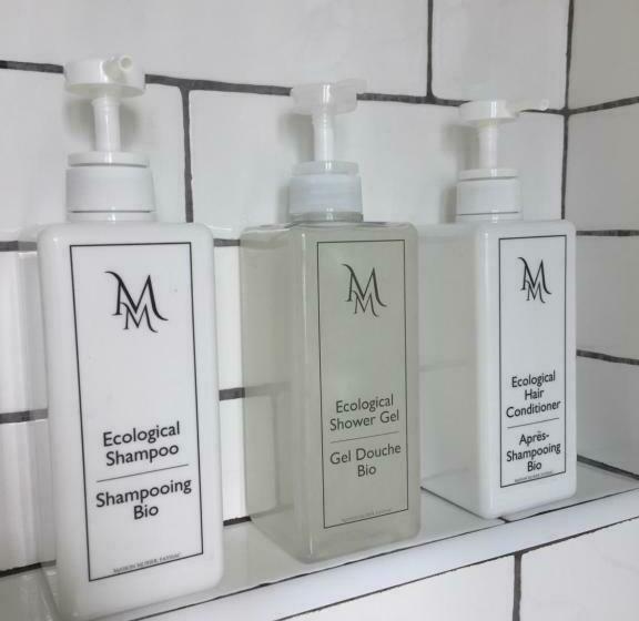 带大床的标准间, Maison Mûrier