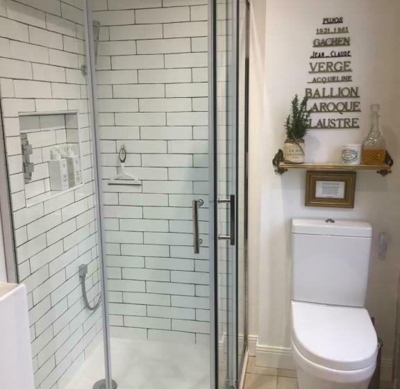 带大床的标准间, Maison Mûrier