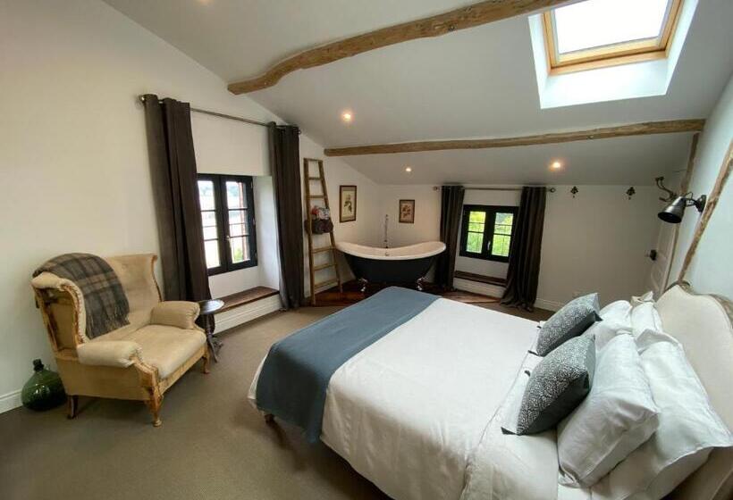 Номер Deluxe Кровать Кинг, Maison Mûrier
