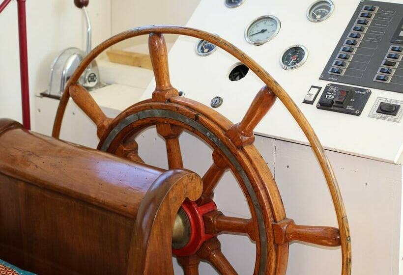 Дом 2 Спальни, Gite Péniche Mon Ro