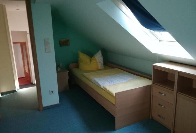 家庭套房, Kyffhäuserhotel Goldene Aue