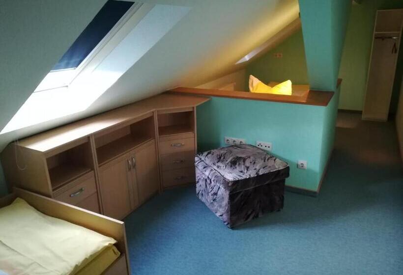 סוויטה משפחתית, Kyffhäuserhotel Goldene Aue