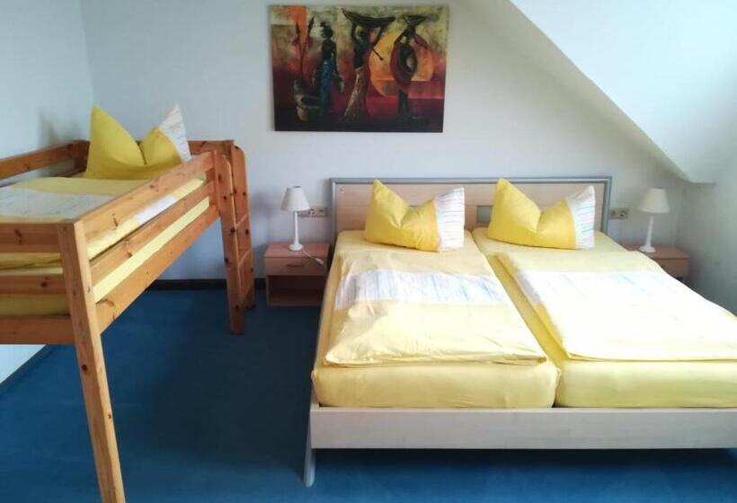 패밀리 스위트, Kyffhäuserhotel Goldene Aue