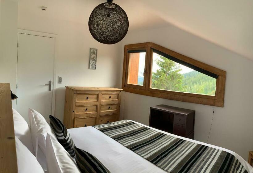 غرفة قياسية رباعية, Auberge Quintessence