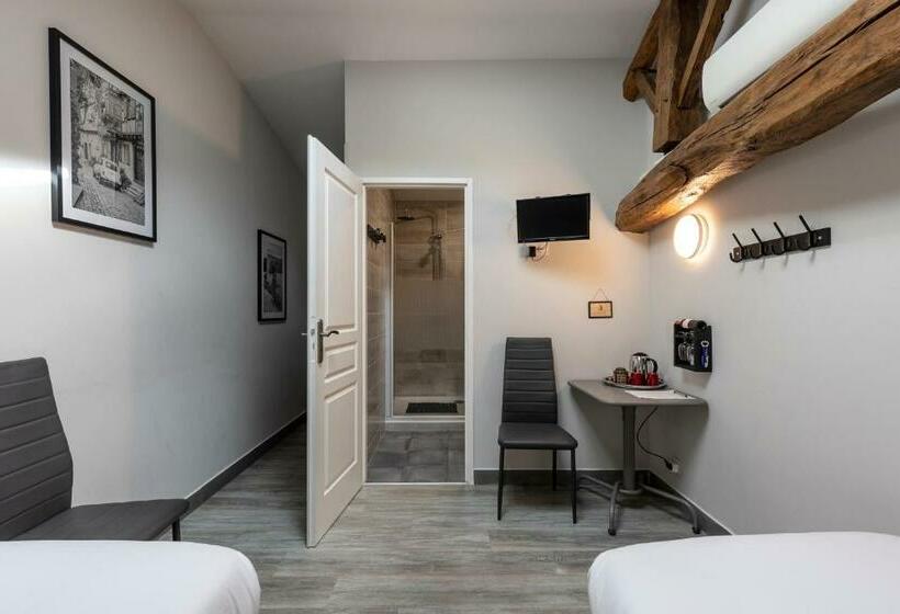 חדר סטנדרט, Chambres D Hôtes Château Pierre De Montignac