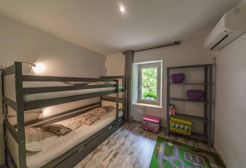 חדר סטנדרט, Chambres D Hôtes Château Pierre De Montignac