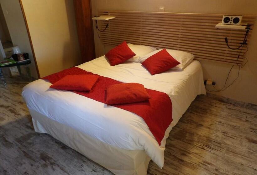 חדר סטנדרט, Chambres D Hôtes Château Pierre De Montignac