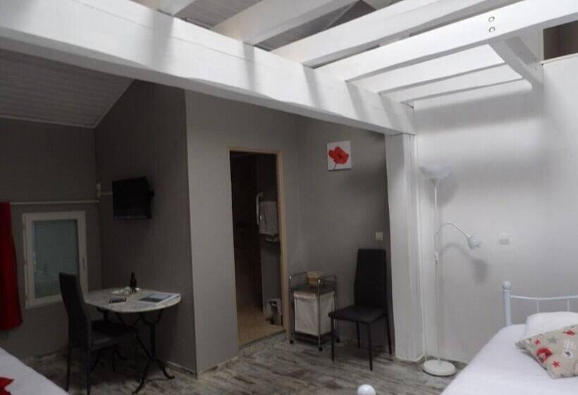 חדר סטנדרט, Chambres D Hôtes Château Pierre De Montignac