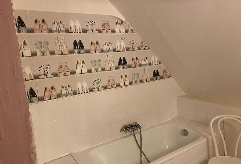 Номер Стандарт Трехместный, Le Domaine De La Cour