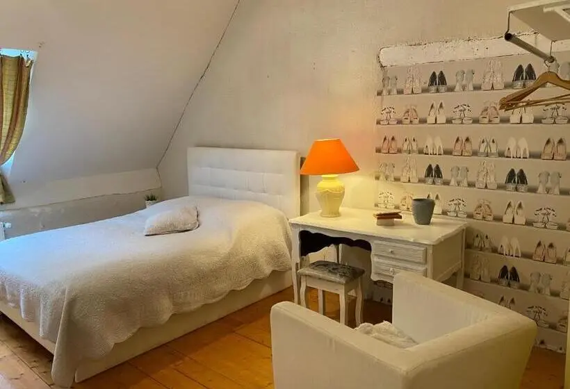 スタンダードトリプルルーム, Le Domaine De La Cour