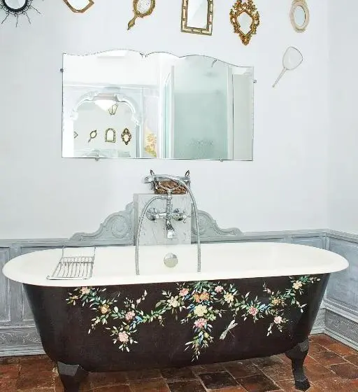 コンフォートルーム, Maison Saint Louis Avec Jacuzzi