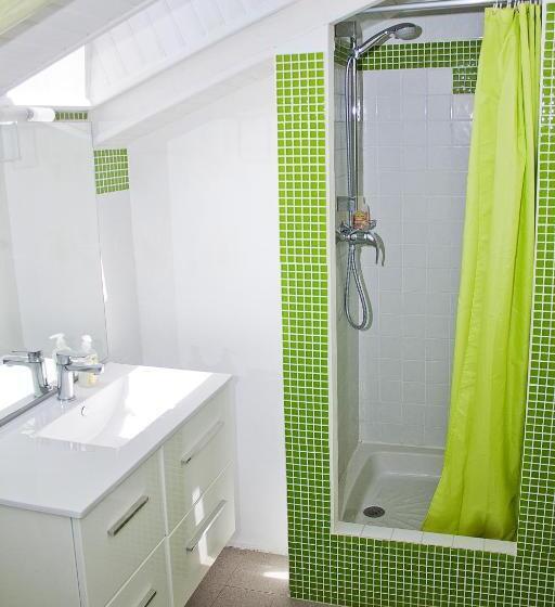 Habitación Estándar Abuhardillada, Maison Saint Louis Avec Jacuzzi