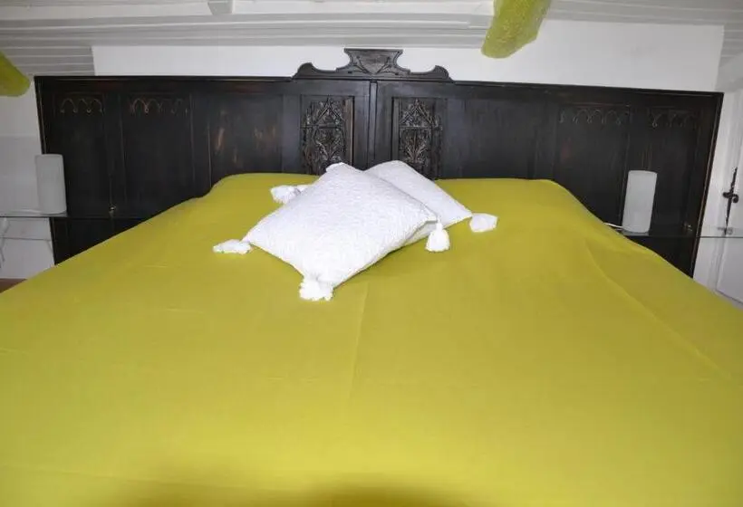 屋根裏部屋風スタンダードルーム, Maison Saint Louis Avec Jacuzzi