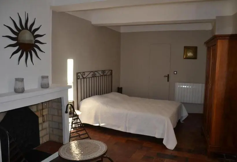 コンフォートトリプルルーム, Maison Saint Louis Avec Jacuzzi