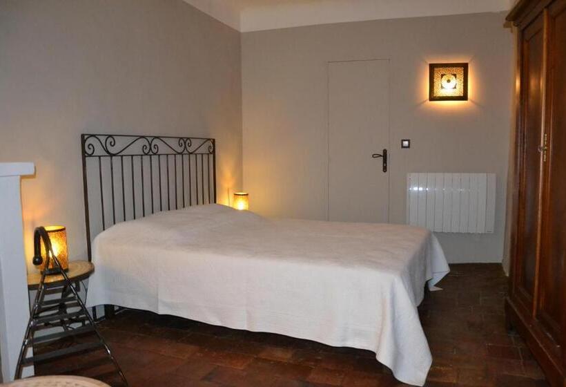 חדר קומפורט לשלושה, Maison Saint Louis Avec Jacuzzi