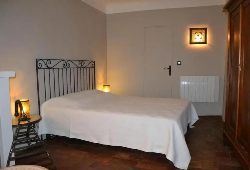 コンフォートトリプルルーム, Maison Saint Louis Avec Jacuzzi