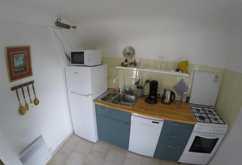 شقة غرفة واحدة, Guest House Près Des Montgolfières