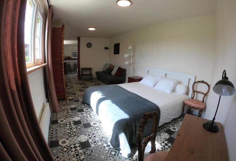 غرفة قياسية ثلاثية, Guest House Près Des Montgolfières