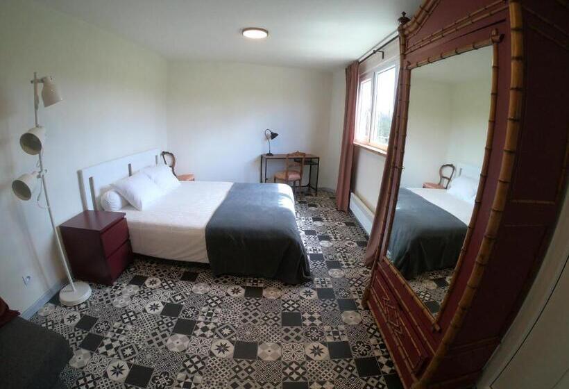 غرفة قياسية ثلاثية, Guest House Près Des Montgolfières