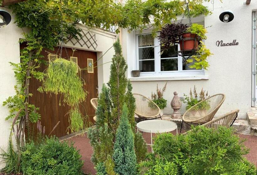 شقة عائلية غرفة نوم واحدة, Guest House Près Des Montgolfières