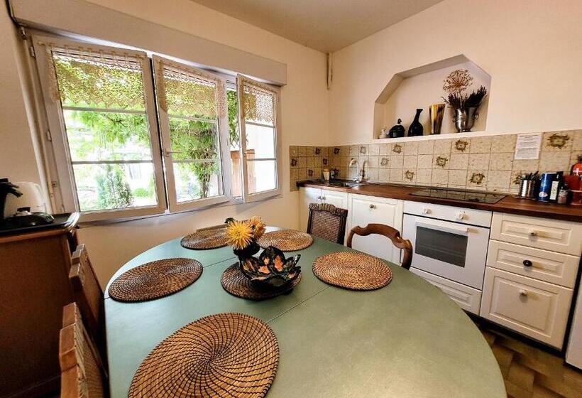 شقة عائلية غرفة نوم واحدة, Guest House Près Des Montgolfières