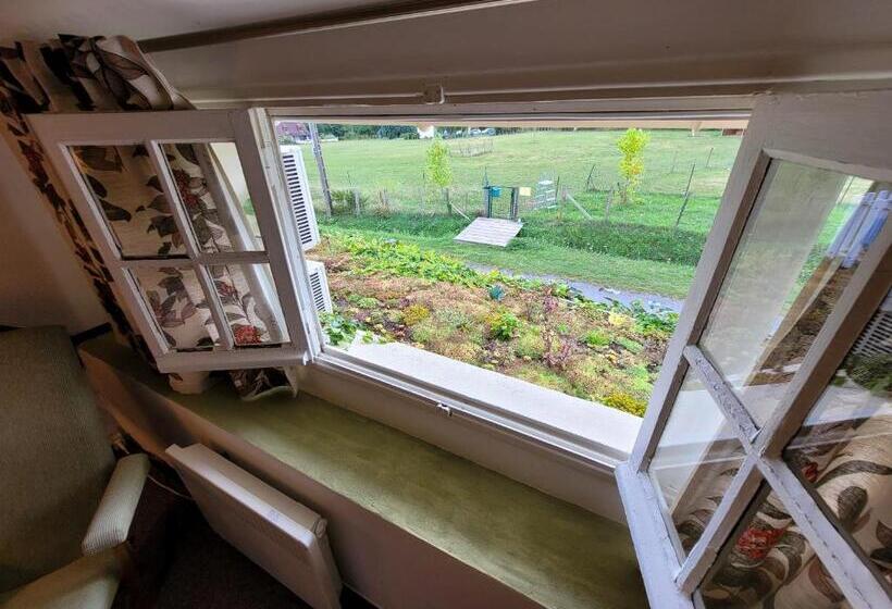 شقة غرفة واحدة, Guest House Près Des Montgolfières