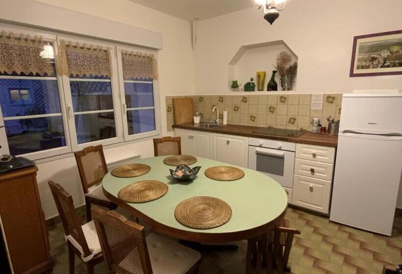 شقة عائلية غرفة نوم واحدة, Guest House Près Des Montgolfières