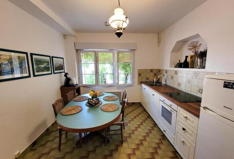 شقة عائلية غرفة نوم واحدة, Guest House Près Des Montgolfières