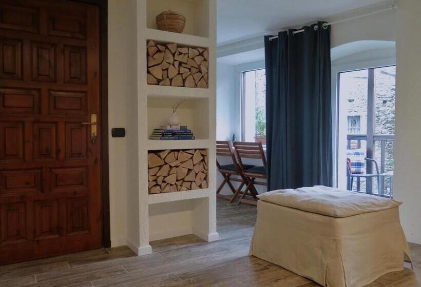 غرفة قياسية مزوَّدة بشُرفة, Maison De La Montagne   Chambres & Relax