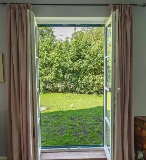 스탠다드 스튜디오, Meinsachsenwald Forsthaus Friedrichsruh