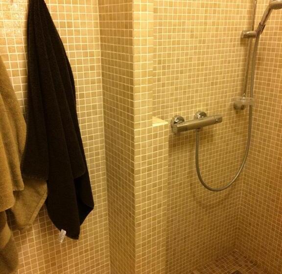 Номер Superior, Le Couvent