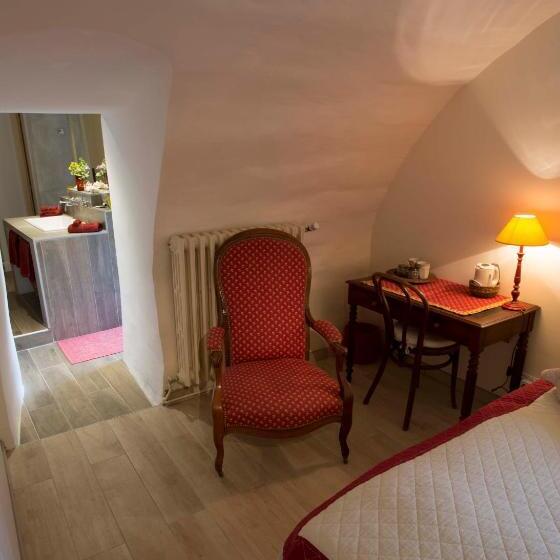 家庭房带园景, Le Jas De Péguier