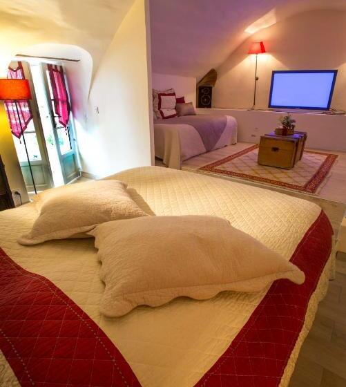 家庭房带园景, Le Jas De Péguier