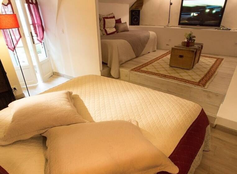 套房, Le Jas De Péguier