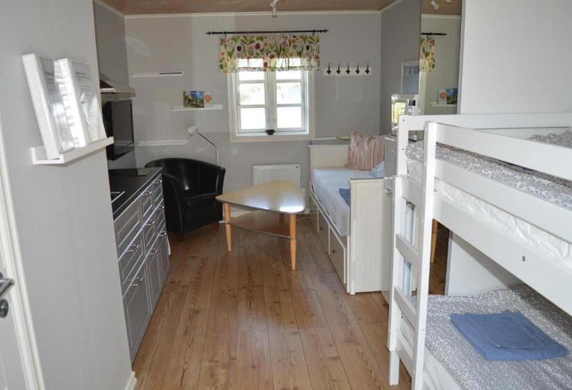 חדר סטנדרט, åsa Gästis