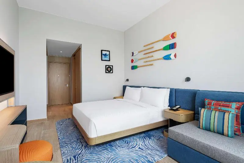 Standard-huone King-vuode, Hampton By Hilton Marjan Island