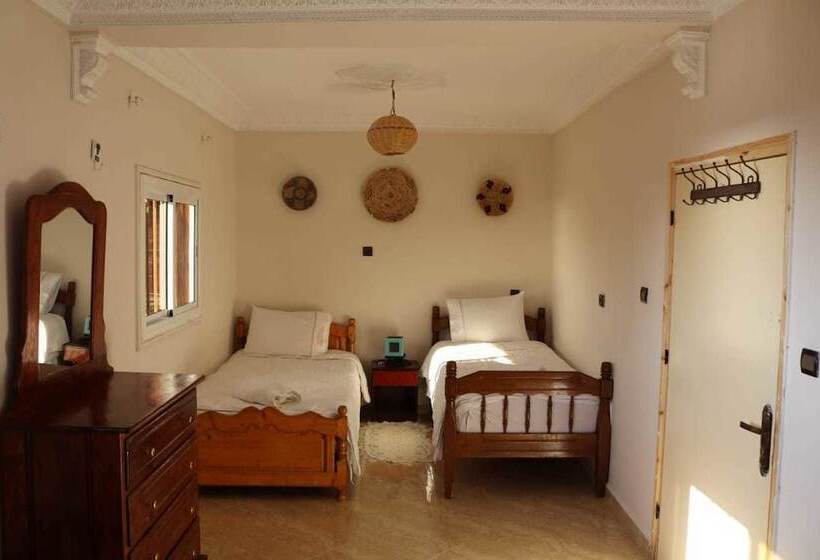 اتاق استاندارد, Moroccan Surf Journey   Hostel