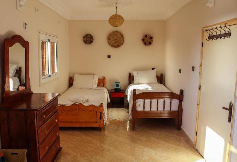 تختخواب در اتاق مشترک, Moroccan Surf Journey   Hostel