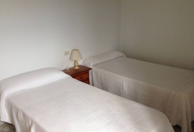 اتاق استاندارد با سرویس بهداشتی مشترک, Pensión Rural Para Peregrinos Areal