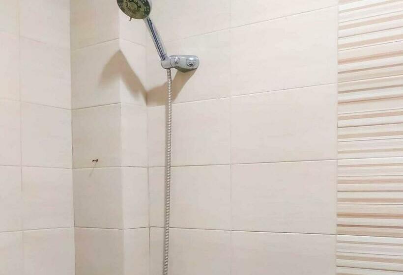 豪华房间, Avalon Karawaci Mitra Reddoorz