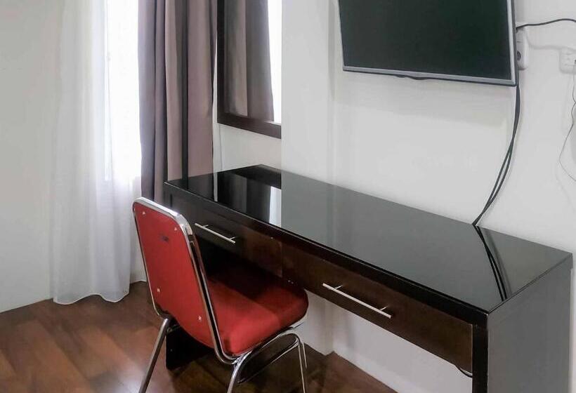 豪华房间, Avalon Karawaci Mitra Reddoorz