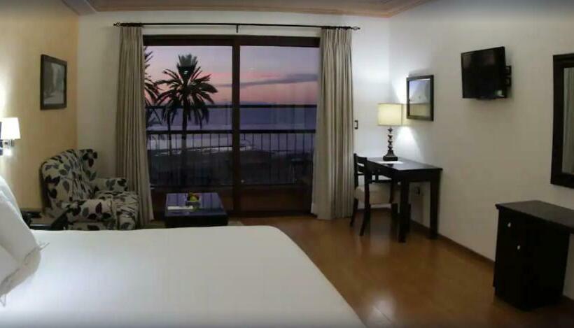 小型套房带阳台, Beach Club Junior Suite