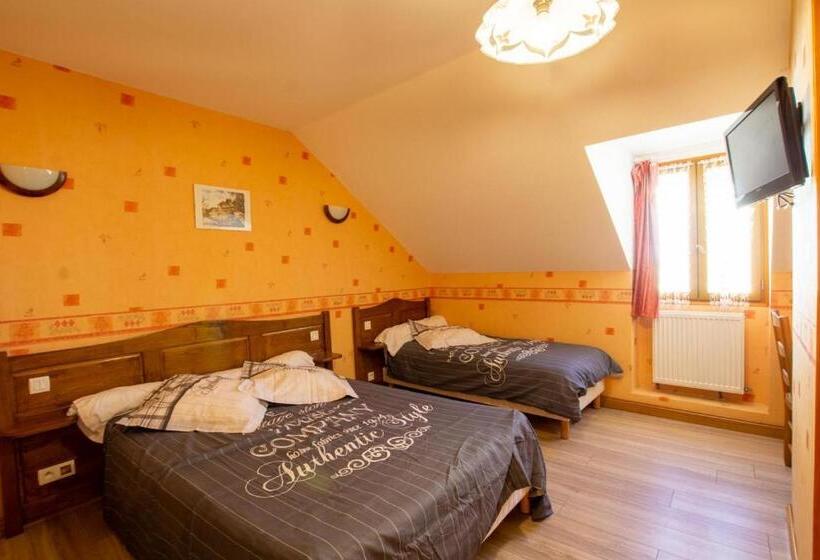 חדר סטנדרט לשלושה, Chambres Et Table D Hôtes   Domaine De Bardenat