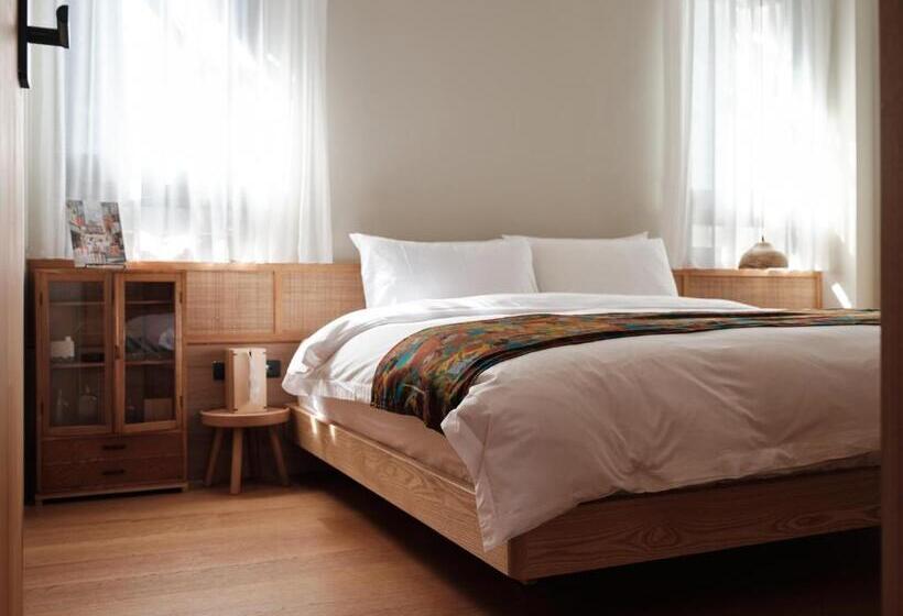 اتاق استاندارد, Or Inn