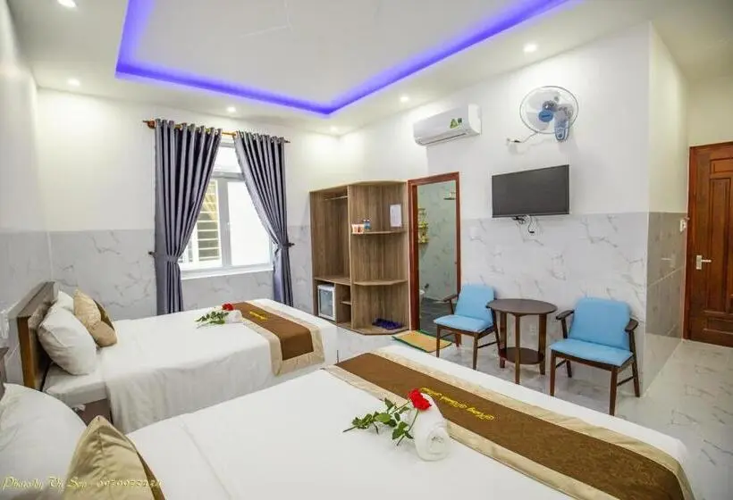 اتاق پریمیوم چهارنفره, Hưng Khánh