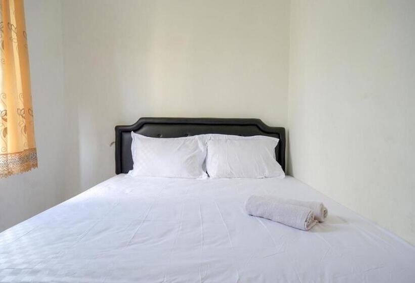Номер Стандарт, Pandawa Guest House At Ngaliyan Square Mitra Reddoorz