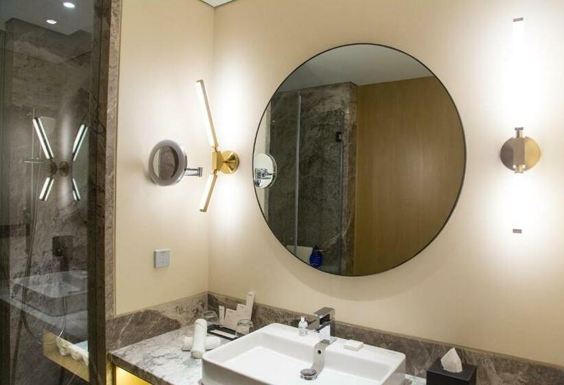 اتاق لوکس, Radisson Blu Mumbai International Airport