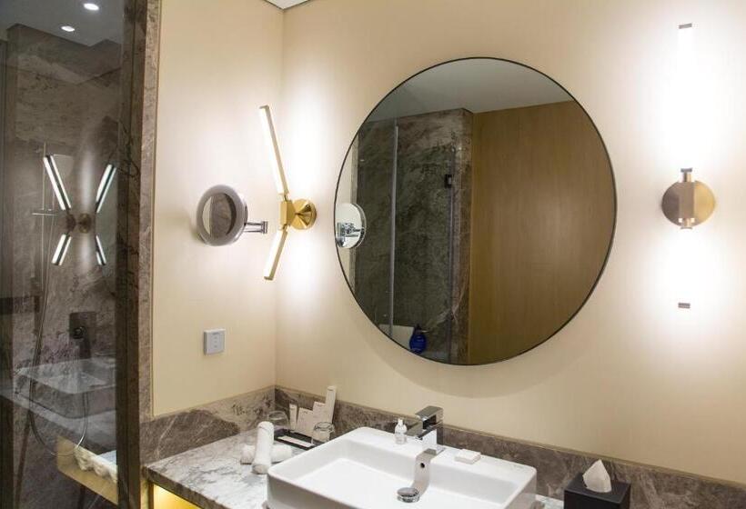 스위트, Radisson Blu Mumbai International Airport