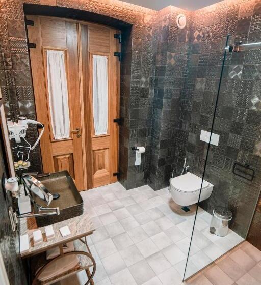 סוויטה דלוקס, Vila Ekrem