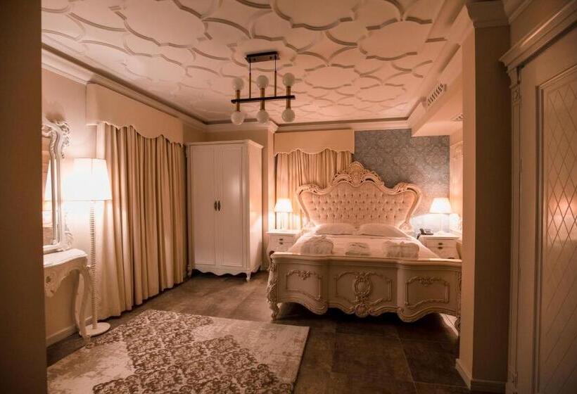 סוויטה דלוקס, Vila Ekrem